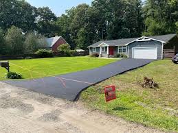 Best Recycled Asphalt Driveway Installation  in Essexville, MI